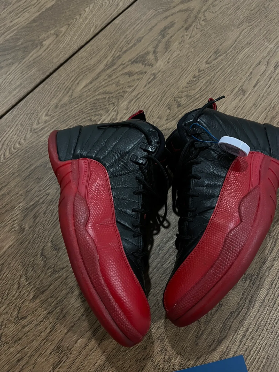 Jordan 12 Flu Game Size 9.5 Men’s image indicator(4)