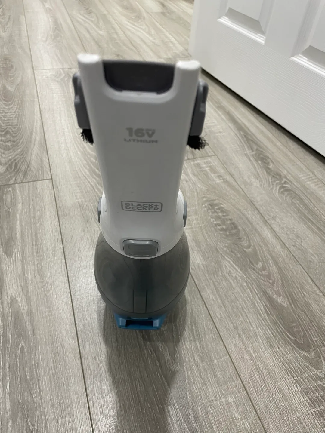 Black+Decker 16V Cordless Handheld Vacuum image indicator(4)