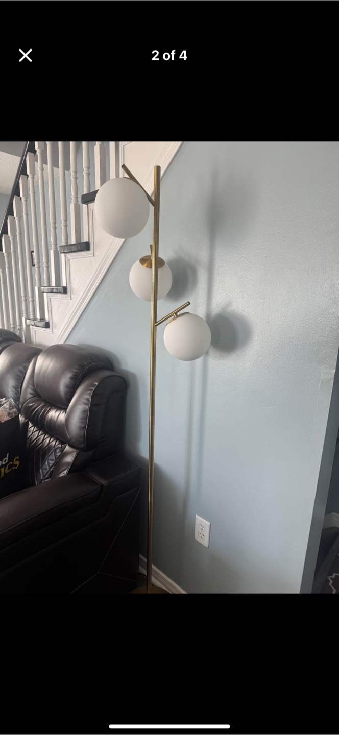 Three-light gold floor lamp - photo 2