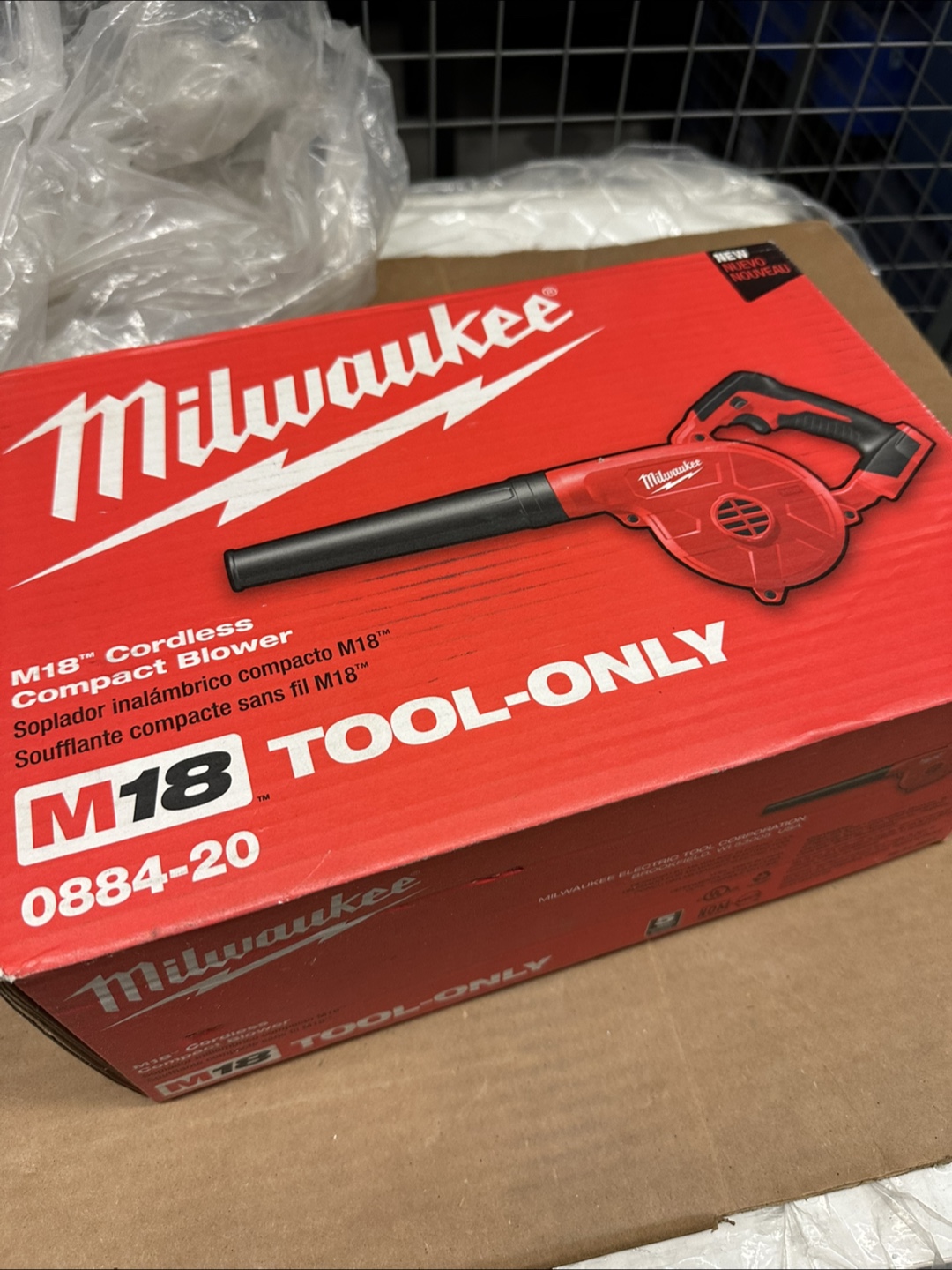 Milwaukee Tool M18 18V Lithium-Ion Cordless Compact Blower