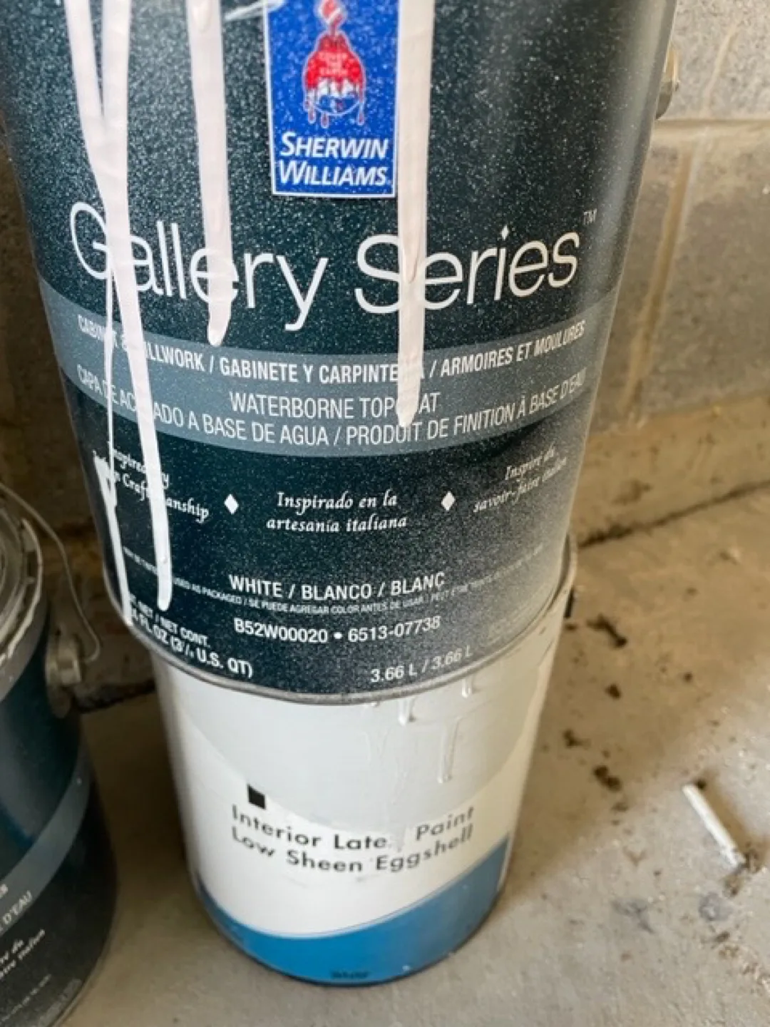 Assorted Paint - Dulux & Sherwin-Williams image indicator(2)