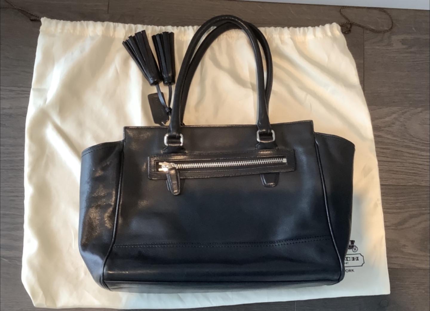 Coach Black Leather Tote Bag with Tassel - photo 4
