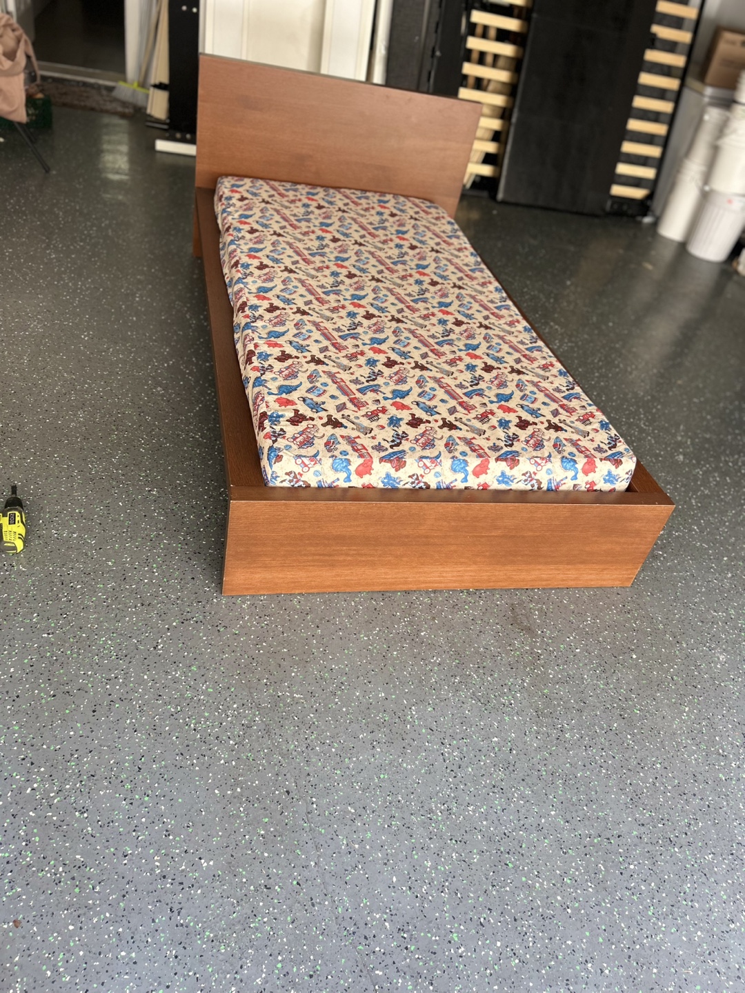 IKEA Single Bed Frame - MALM with mattress - photo 2