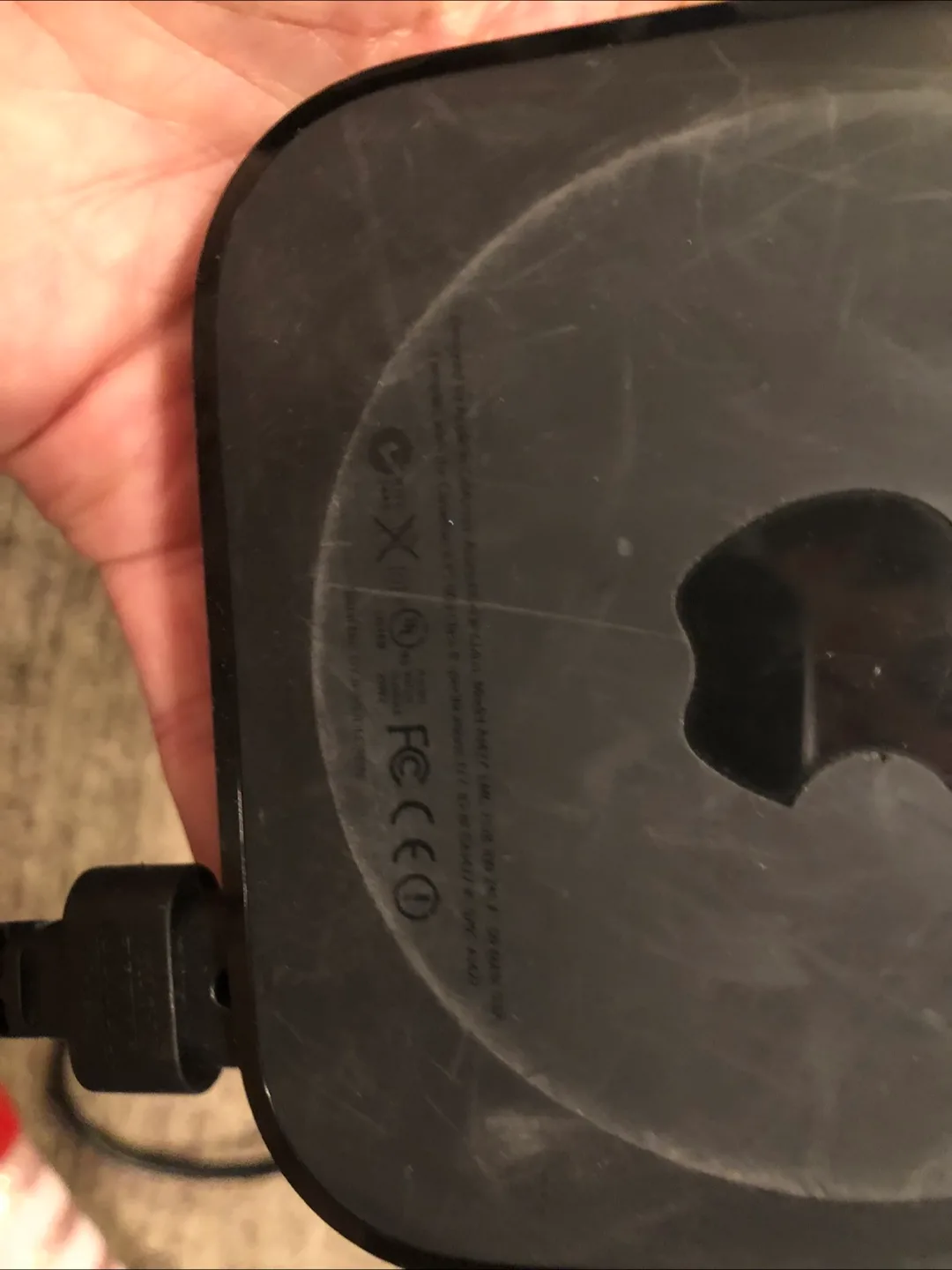 Apple TV 4th Generation Streaming Media Player with remote image indicator(2)