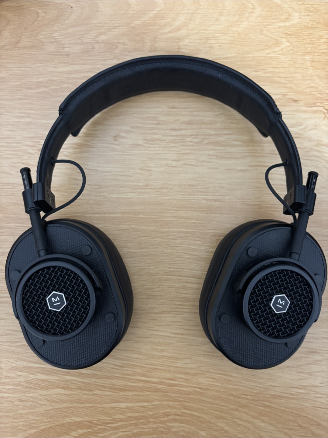 Master & Dynamic MH40 Wireless Bluetooth Headphones