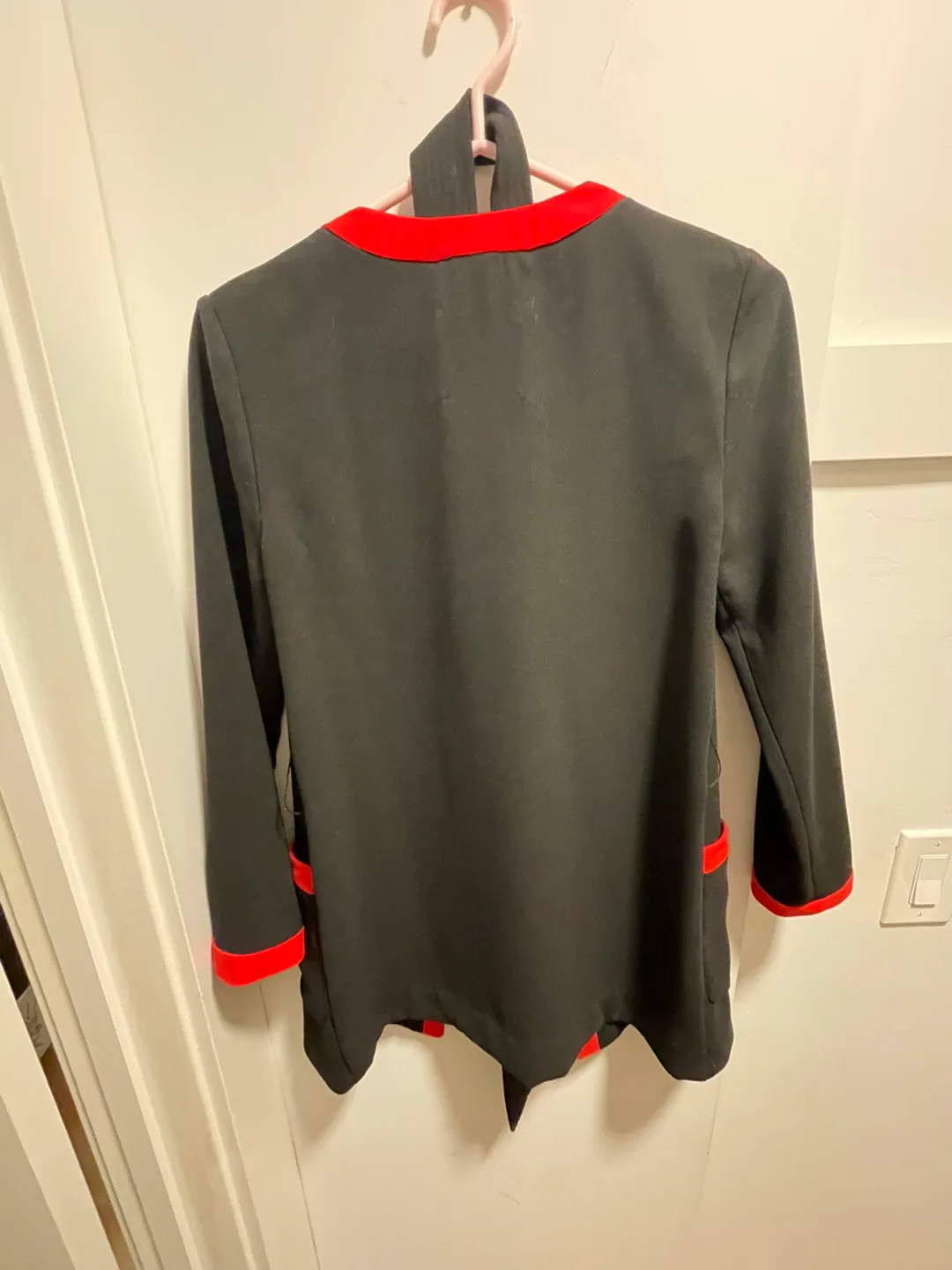 Little Moon Black and Red Blazer image indicator(4)