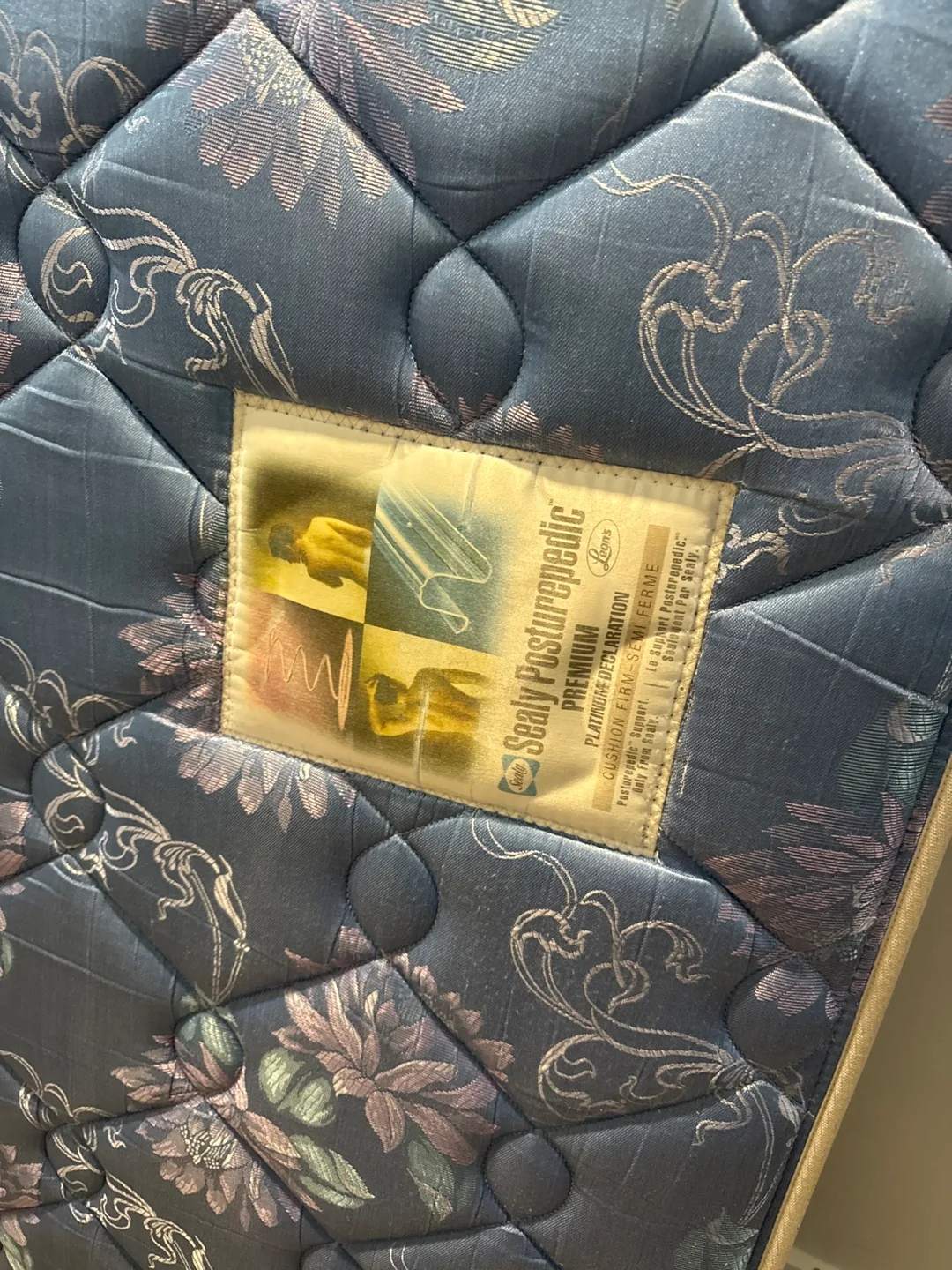 #freecycle Sealy Posturepedic Premium Queen size Mattress image indicator(2)