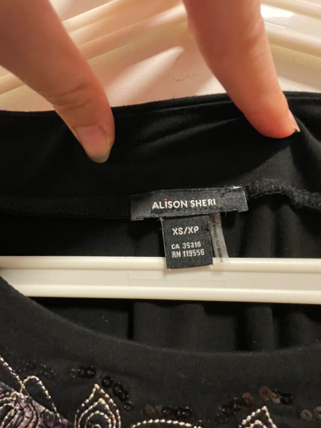 Alison Sherri long sleeve top - image indicator(2)