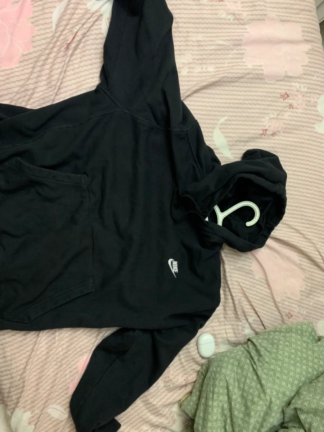 Nike Black Hoodie - Size XL thumbnail