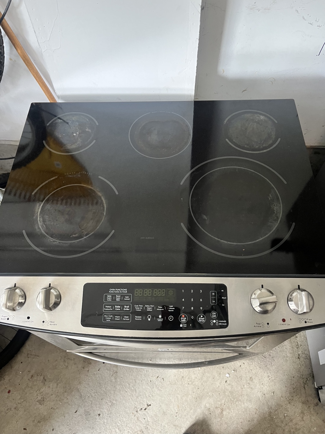 GE Profile Series 30-inch Freestanding Electric Range - photo 2