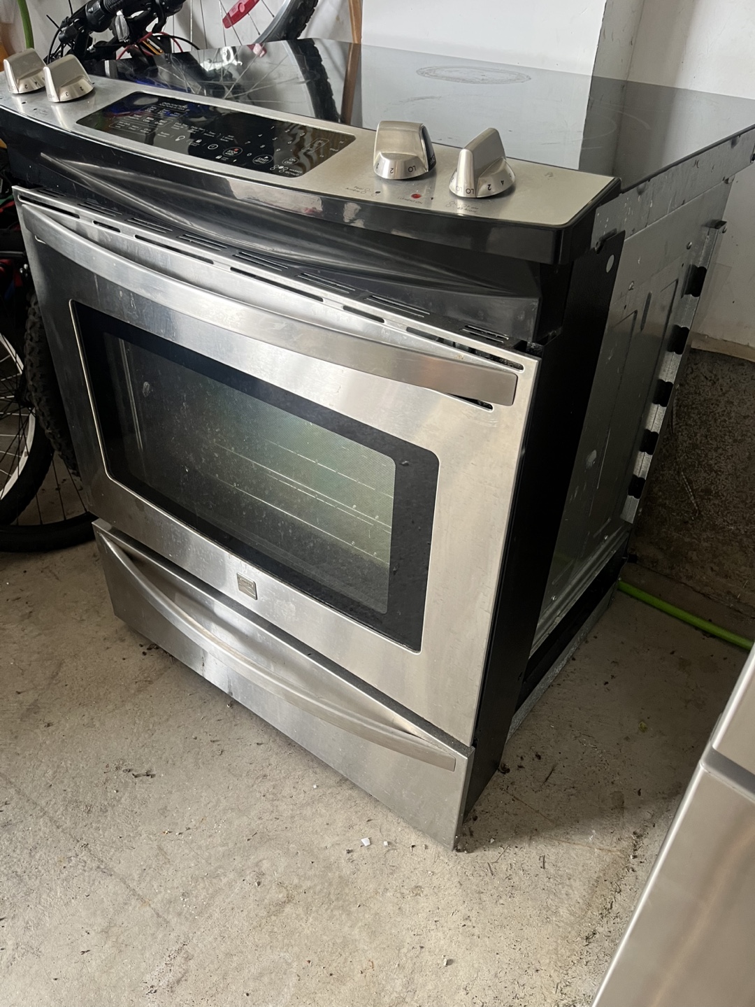 GE Profile Series 30-inch Freestanding Electric Range - photo 5
