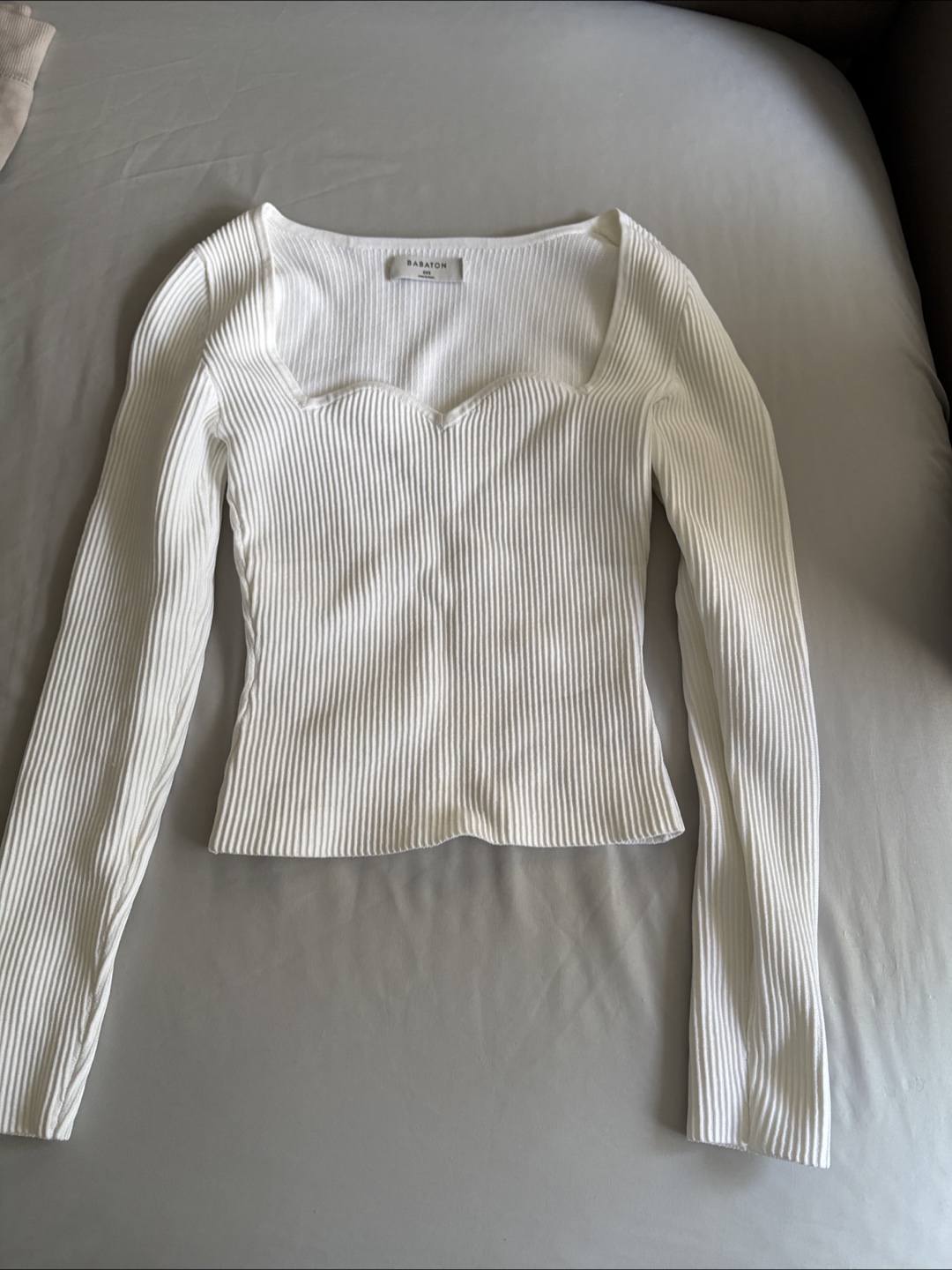 Baraton Women's White Ribbed Long Sleeve Crop Top