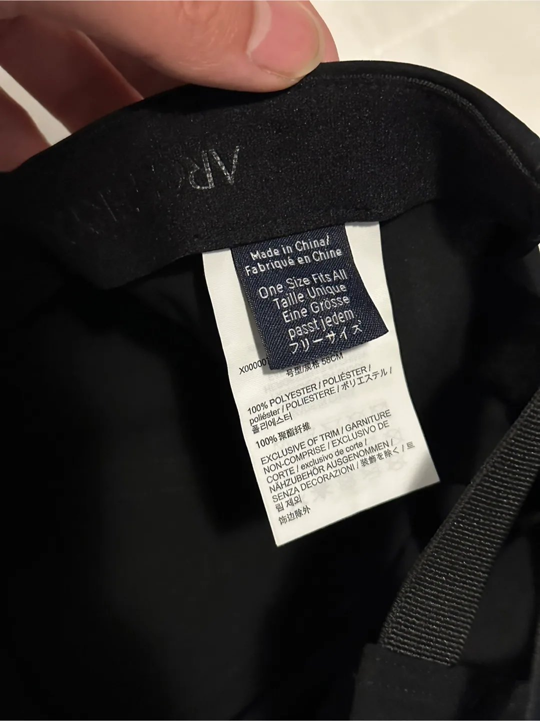 [ Arc'teryx Logo ball cap - Black ] image indicator(2)