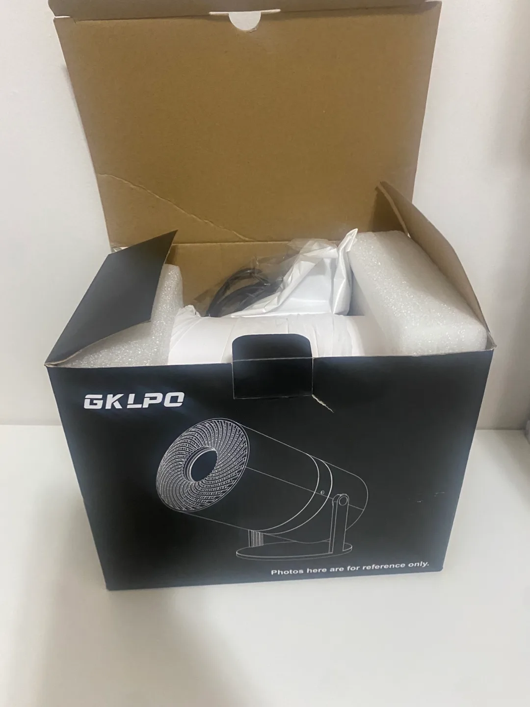 GKLP0 Mini Projector thumbnail