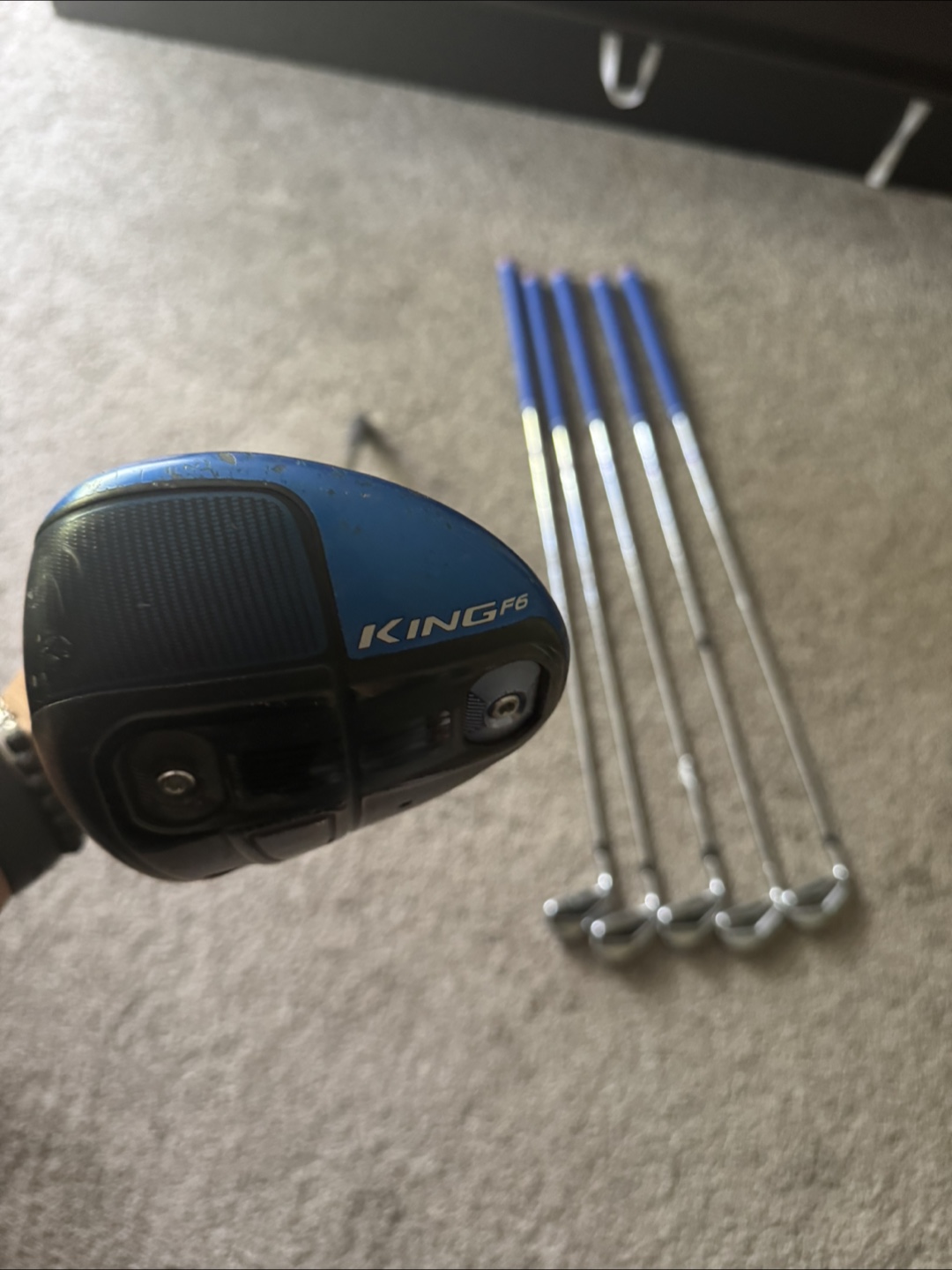 Cobra King F6 Driver & 5 Irons Set - photo 4