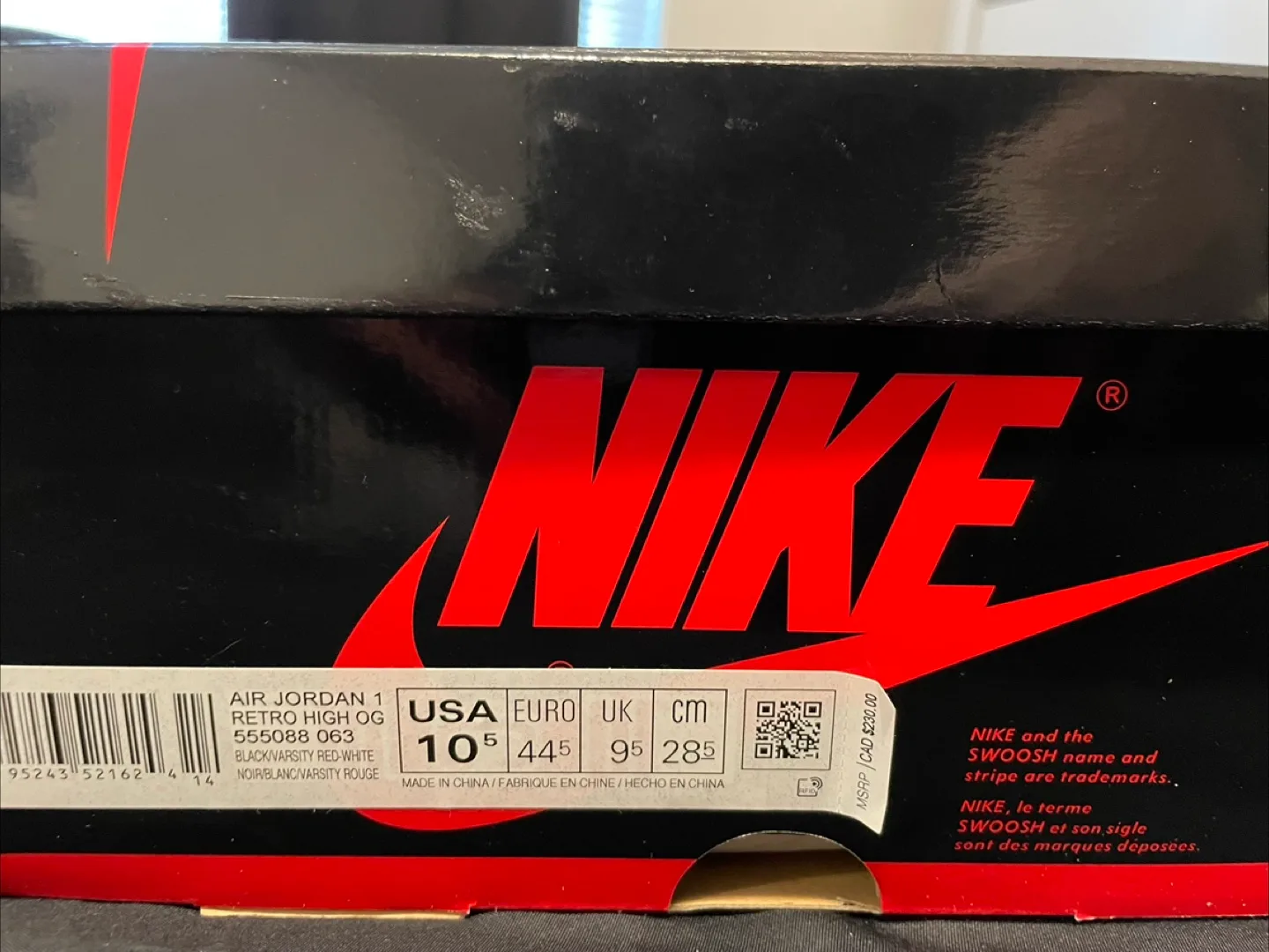 Nike Air Jordan 1 Retro High OG Patent Bred Size 10.5 image indicator(2)