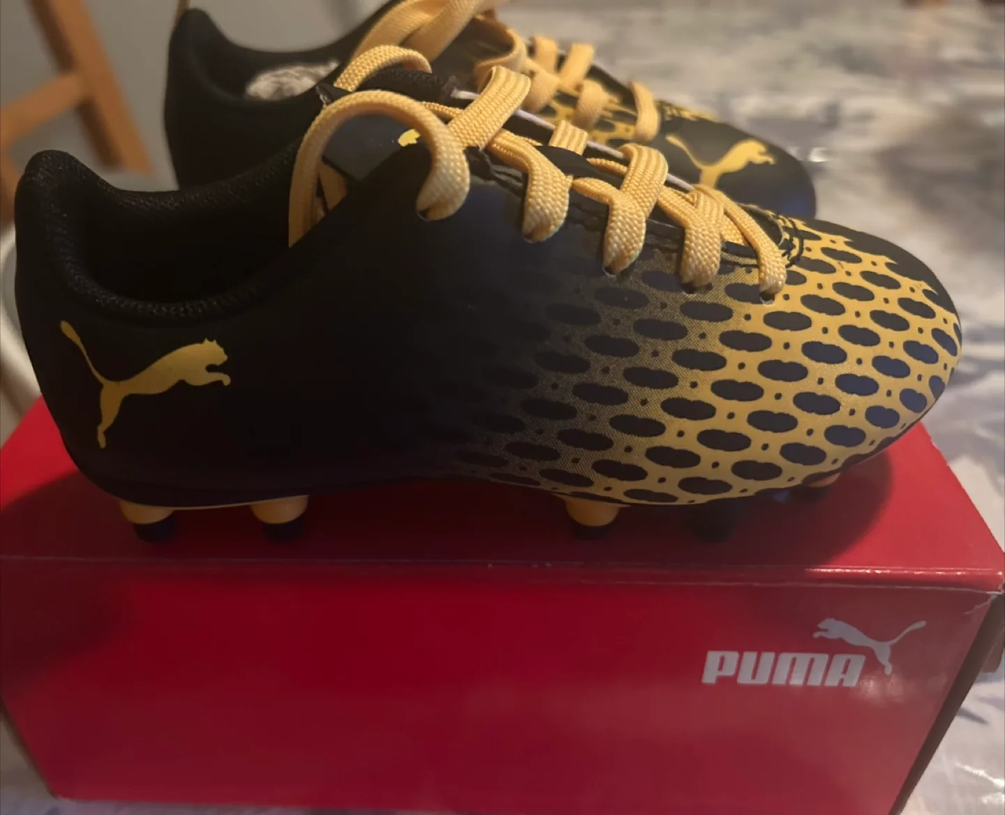 Puma Spirit III FG Jr Soccer Cleats - Size 9 US image indicator(2)