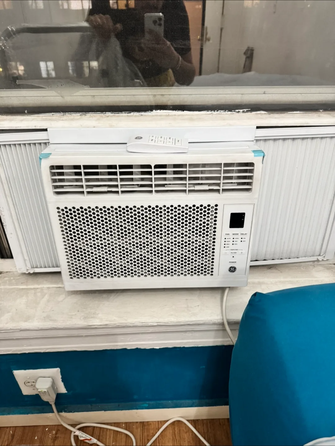 GE Window Air Conditioner with Remote