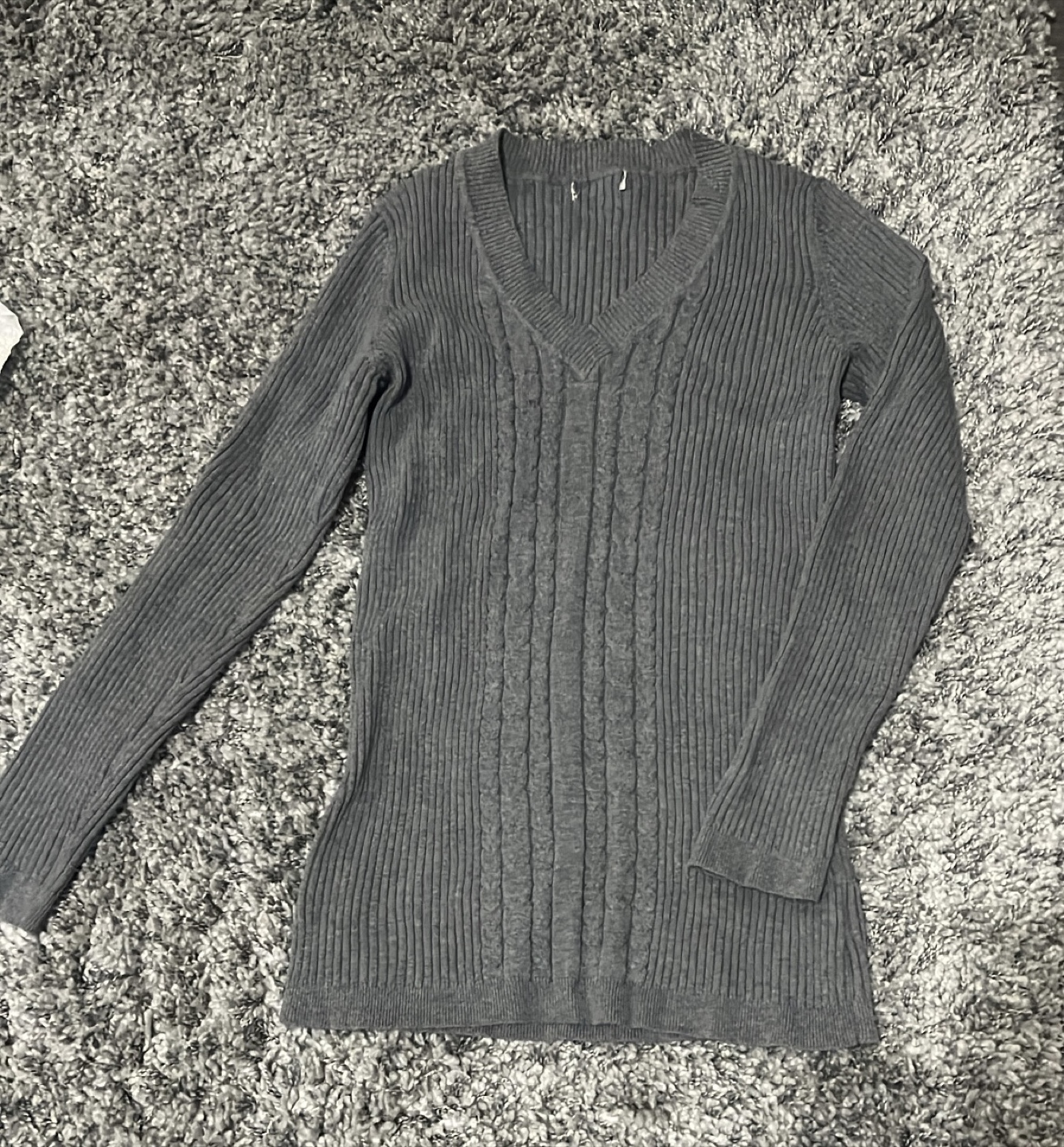 Grey v-neck cable knit top