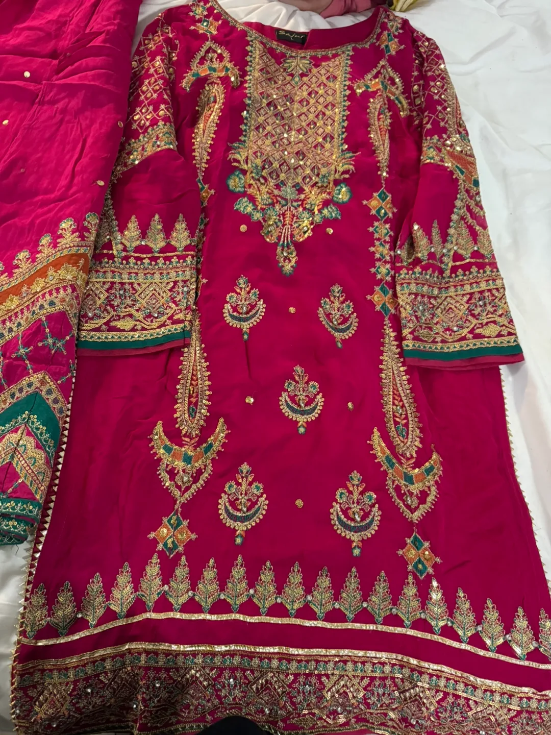 Gorgeous Embroidered Pink Shalwar Kameez thumbnail