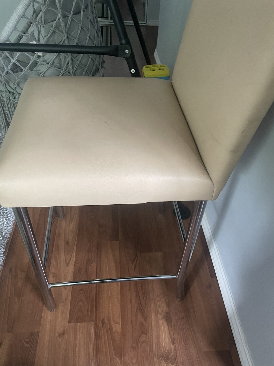 Beige Bar Stool with Chrome Legs#freecycle - photo 2