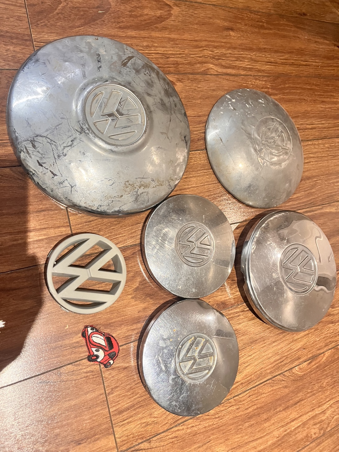 Vintage Volkswagen Wheel Covers & Emblem