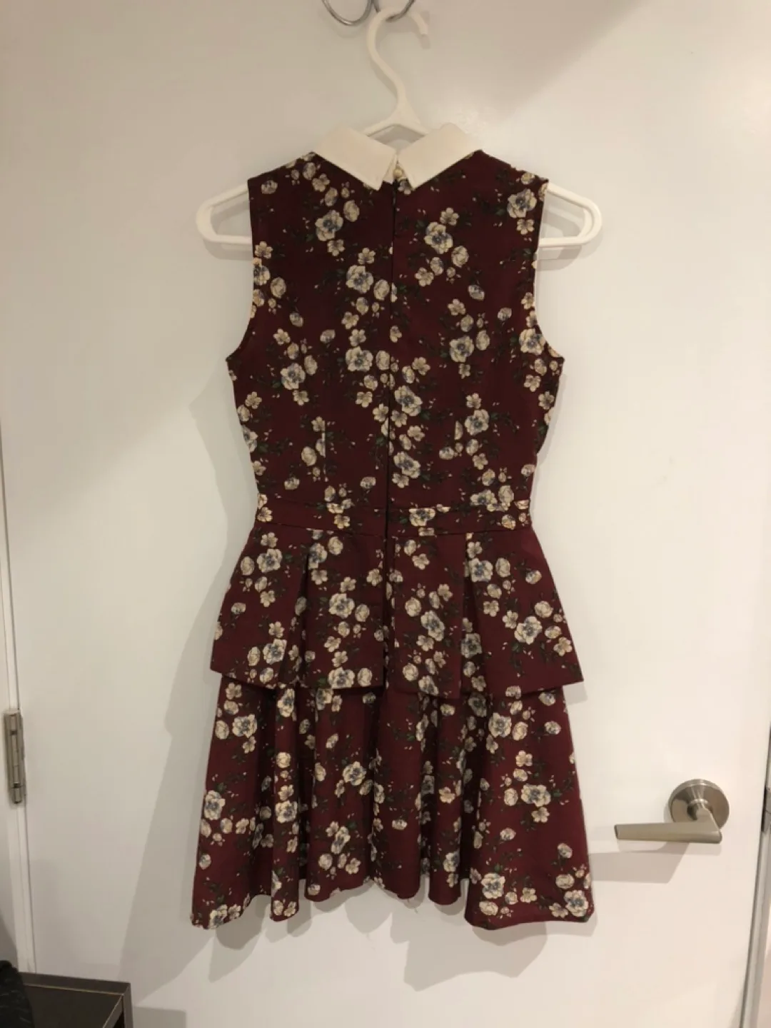 Floral dress with collar image indicator(2)