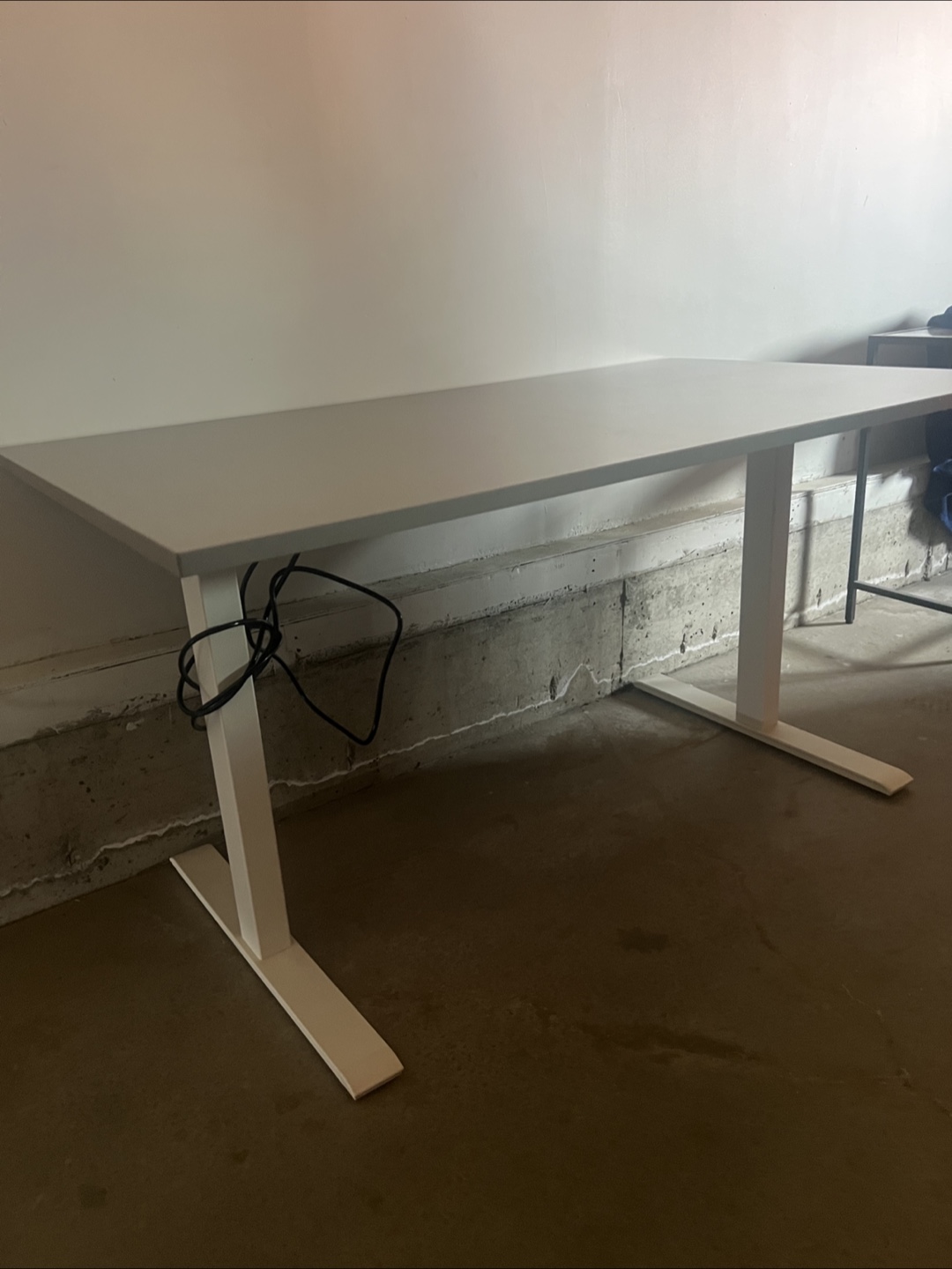 Electric Standing Desk - White - 140cm