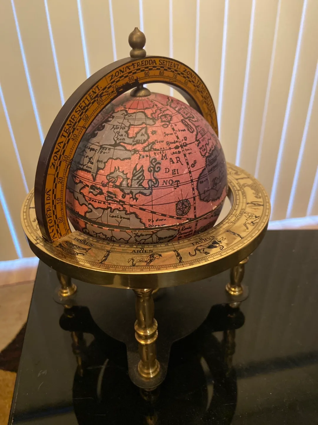 Antique-Style (old world) Brass Globe Music box image indicator(3)