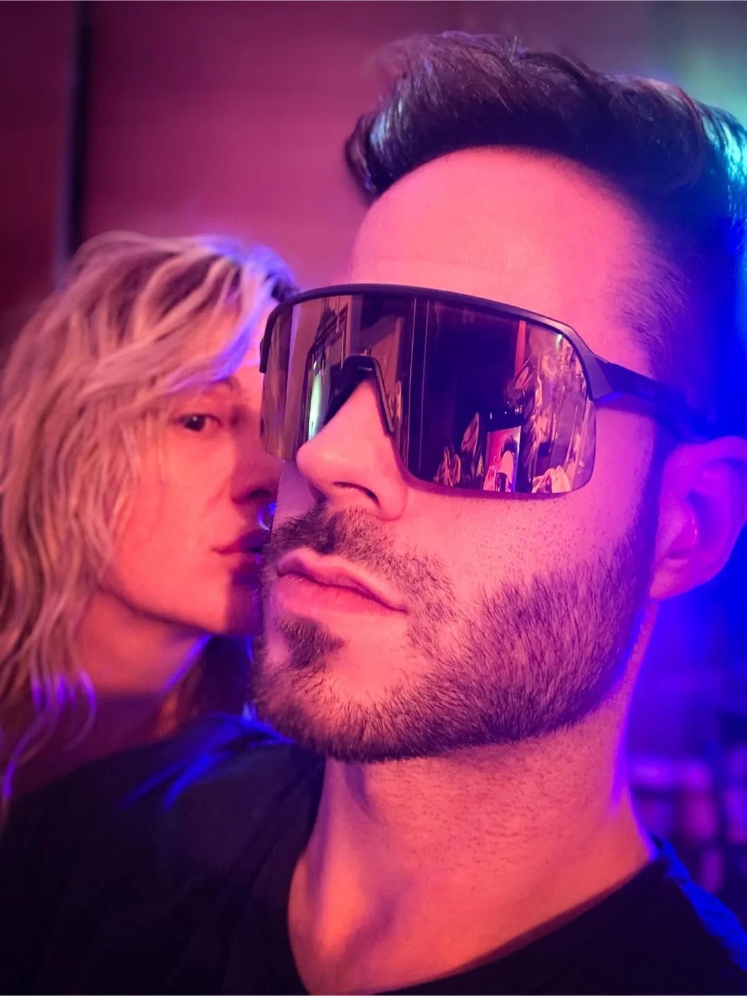 Oakley Flight Deck Sunglasses - Gold Iridium Lenses image indicator(3)