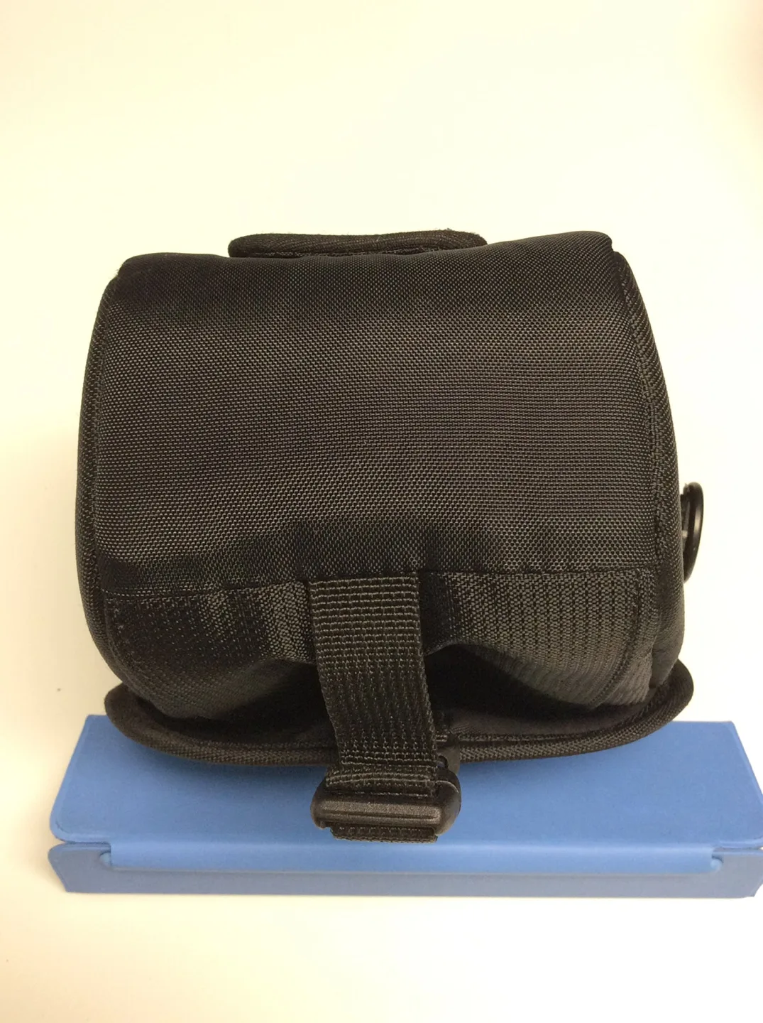 LOWEPRO Rezo TLZ10 Camera Bag image indicator(4)