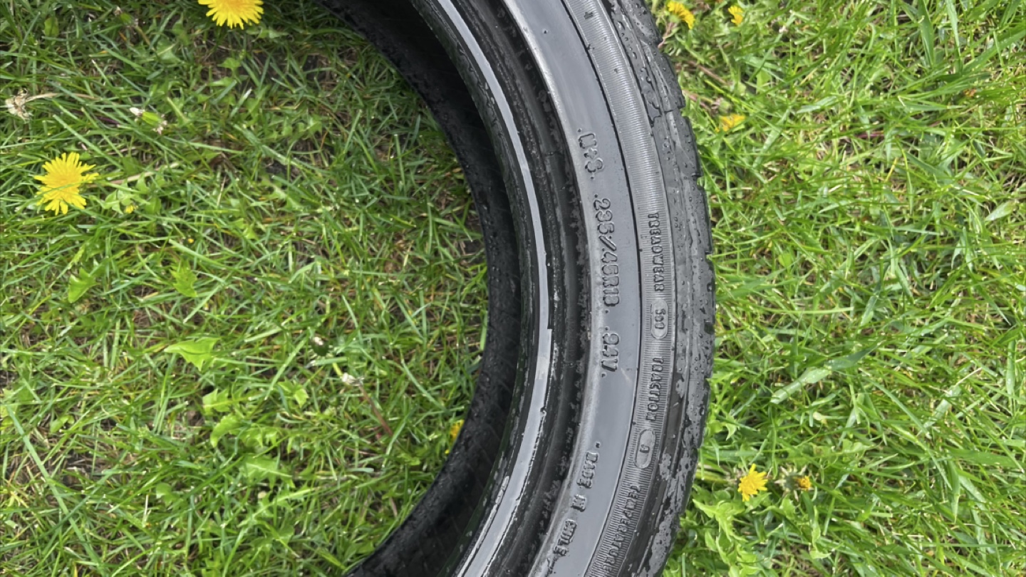 2  Goodyear Eagle Sport Tires - 225/40R18 - photo 4