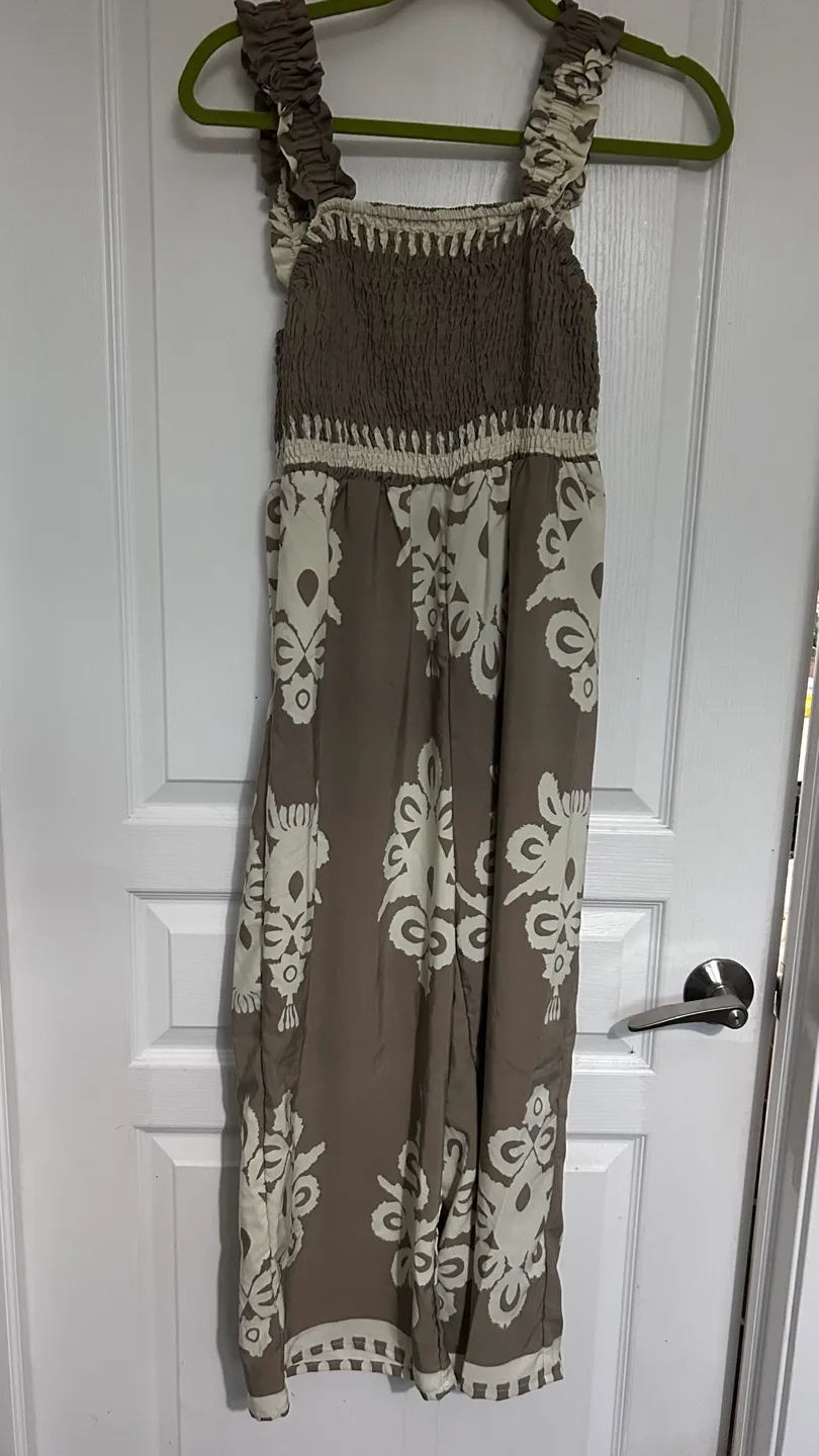 Taupe and White Sundress Size Medium thumbnail