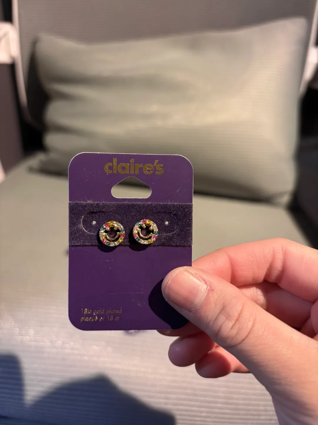 4 pairs of Claires earrings image indicator(3)