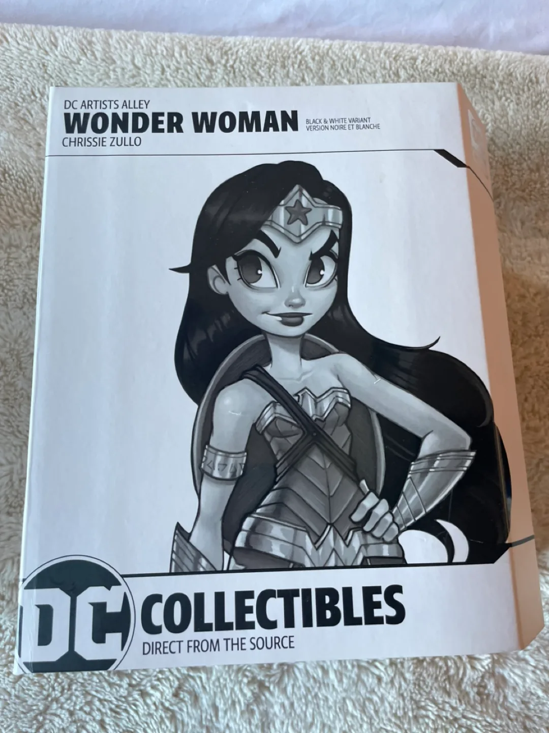 Rare Limited Edition DC Artists Alley Wonder Woman Figure thumbnail