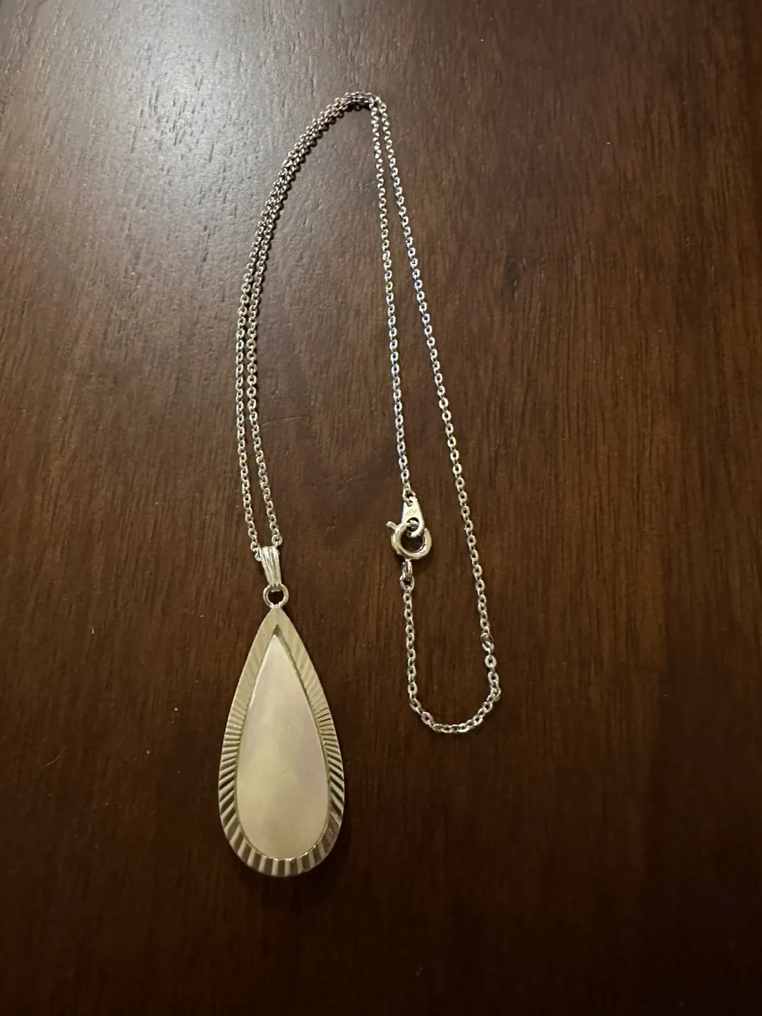 Unique Mother of Pearl Pendant Necklace thumbnail