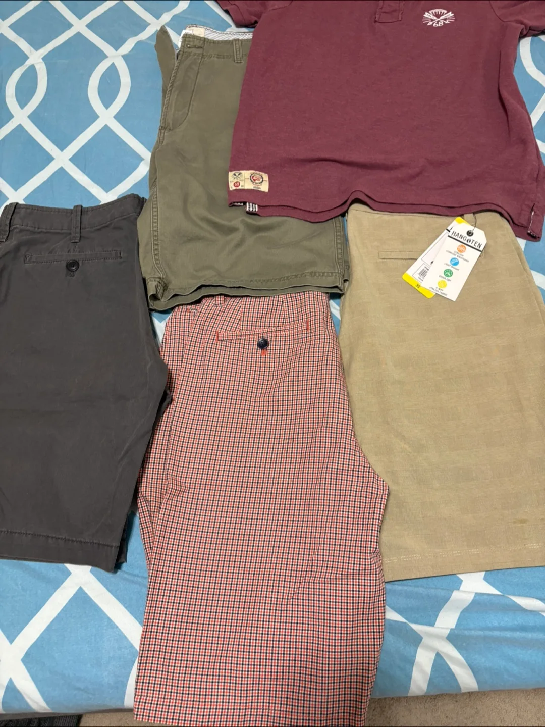 Men's Clothing Bundle: Shorts & Polo Shirt thumbnail