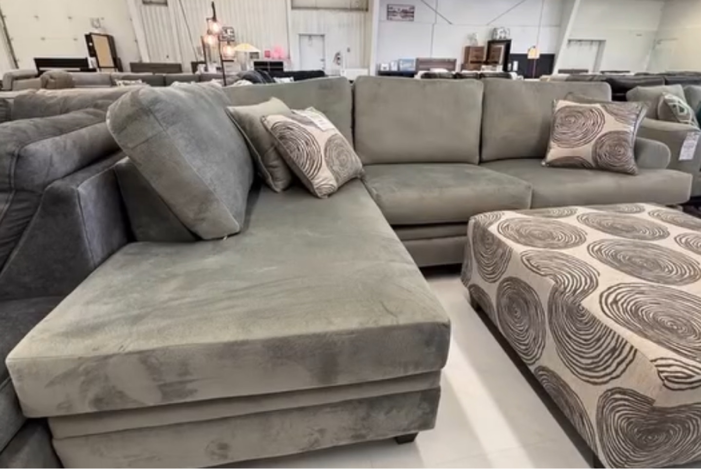 Sofa - photo 2