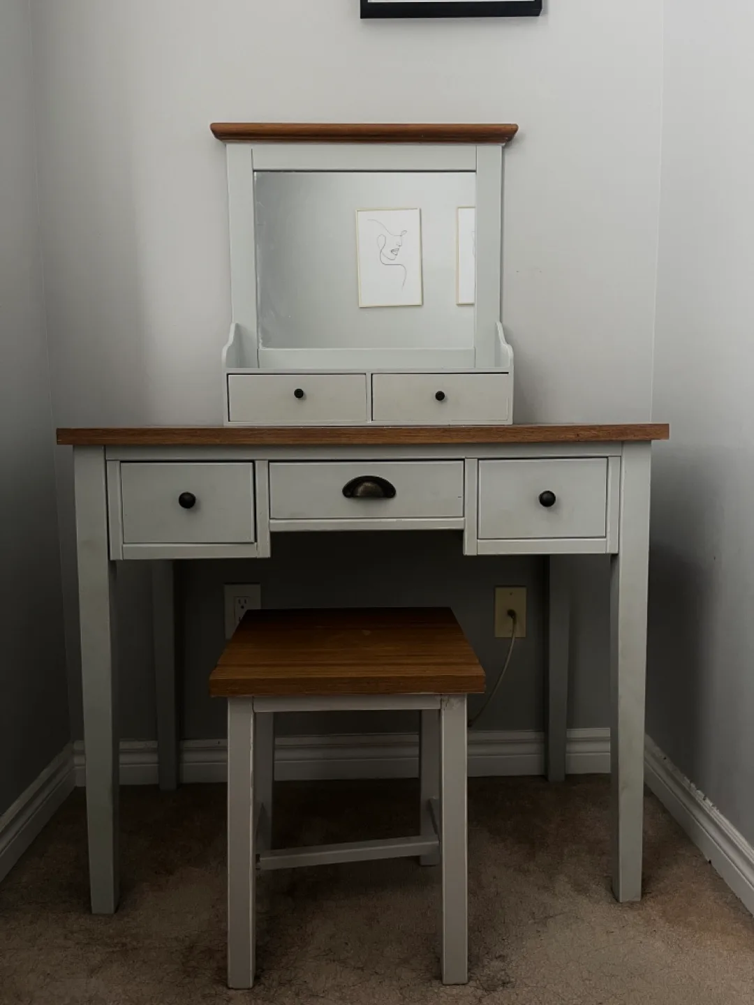 Vanity Set with Mirror and Stool image indicator(2)