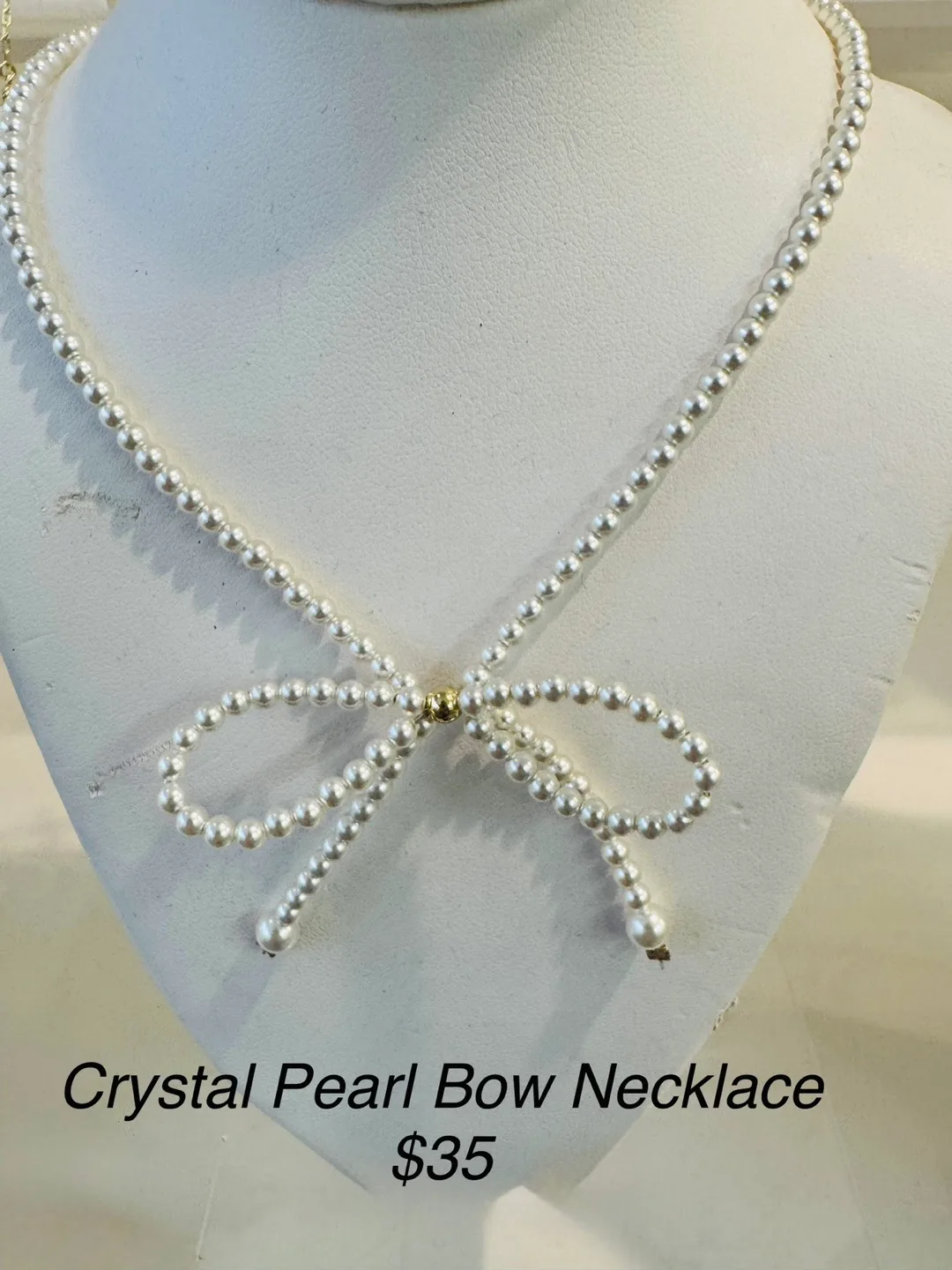 Pearl Bow Necklace thumbnail