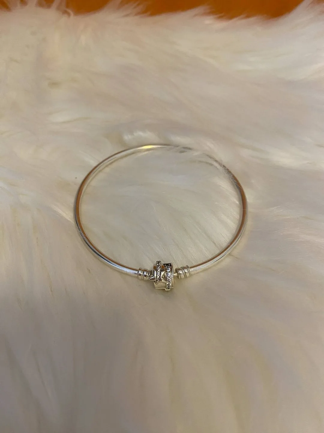 🤩LIMITED EDITION 🤩Pandora Moments Sparkling Shooting Star Clasp image indicator(7)