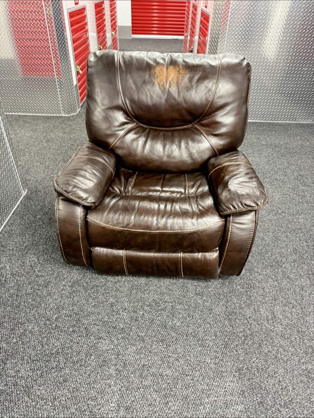 Free Brown Leather sofa - photo 3