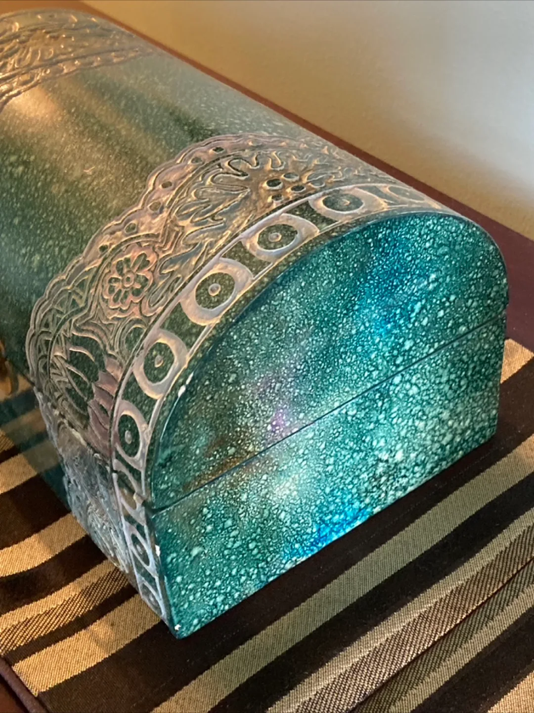 ✨Vintage jade style Green  Box with Embossed Floral Design image indicator(4)