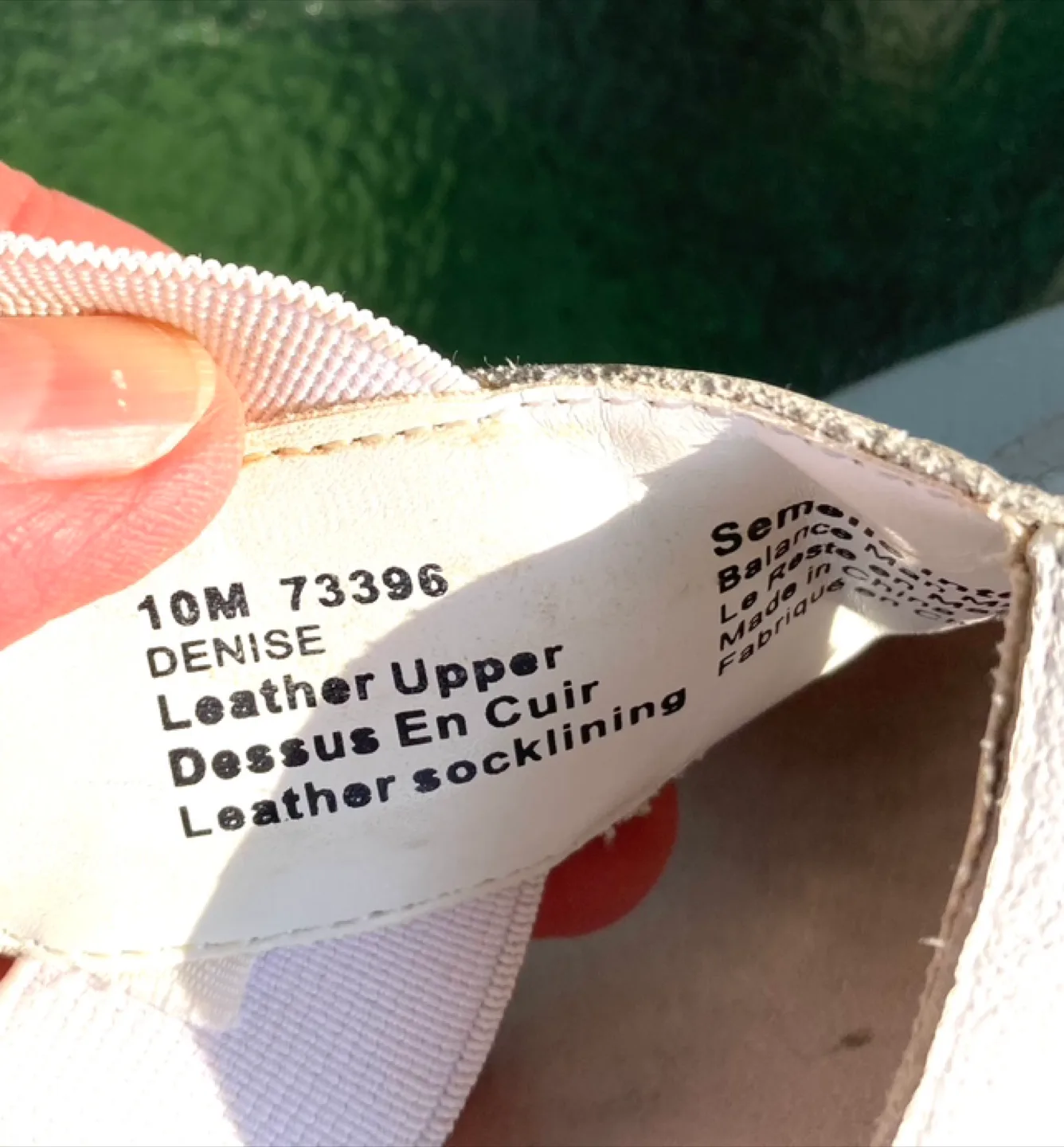 Women's White Leather Comfort Sandals - Size 10M image indicator(3)