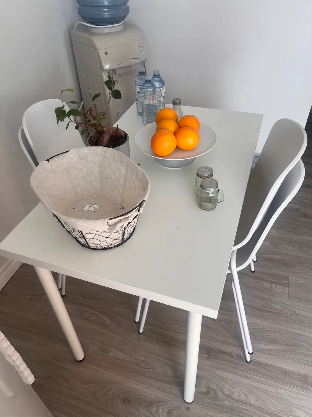 White Small Table thumbnail