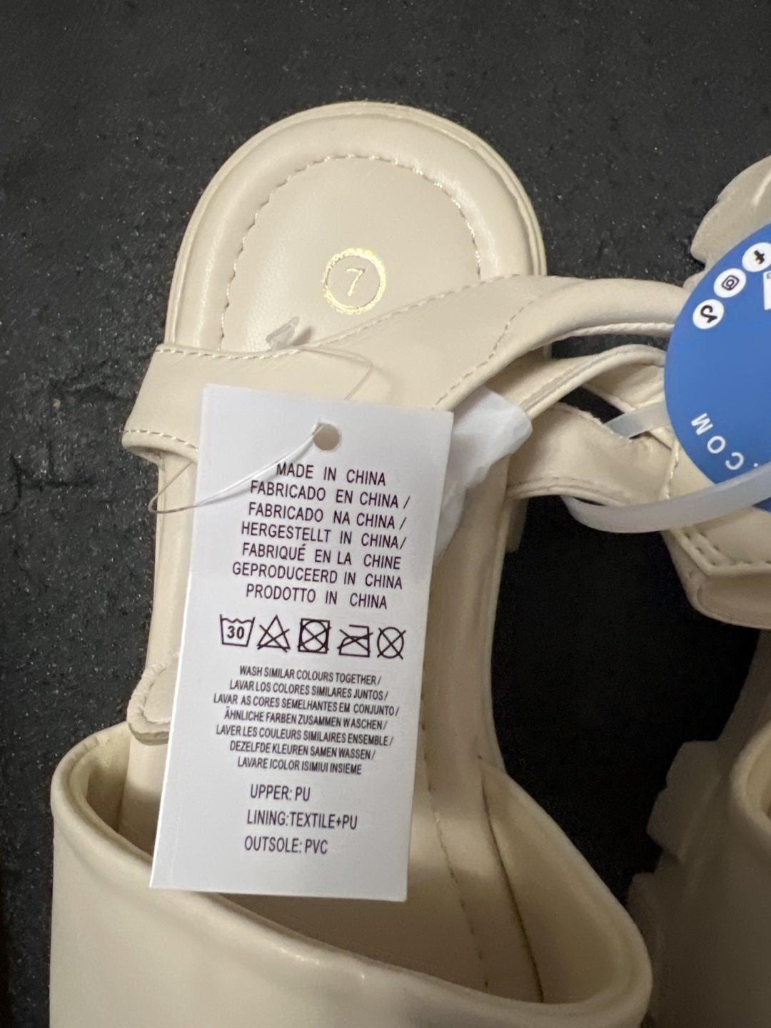 Pop Up Giant Women's Size 7 Cream Platform Sandals - photo 2