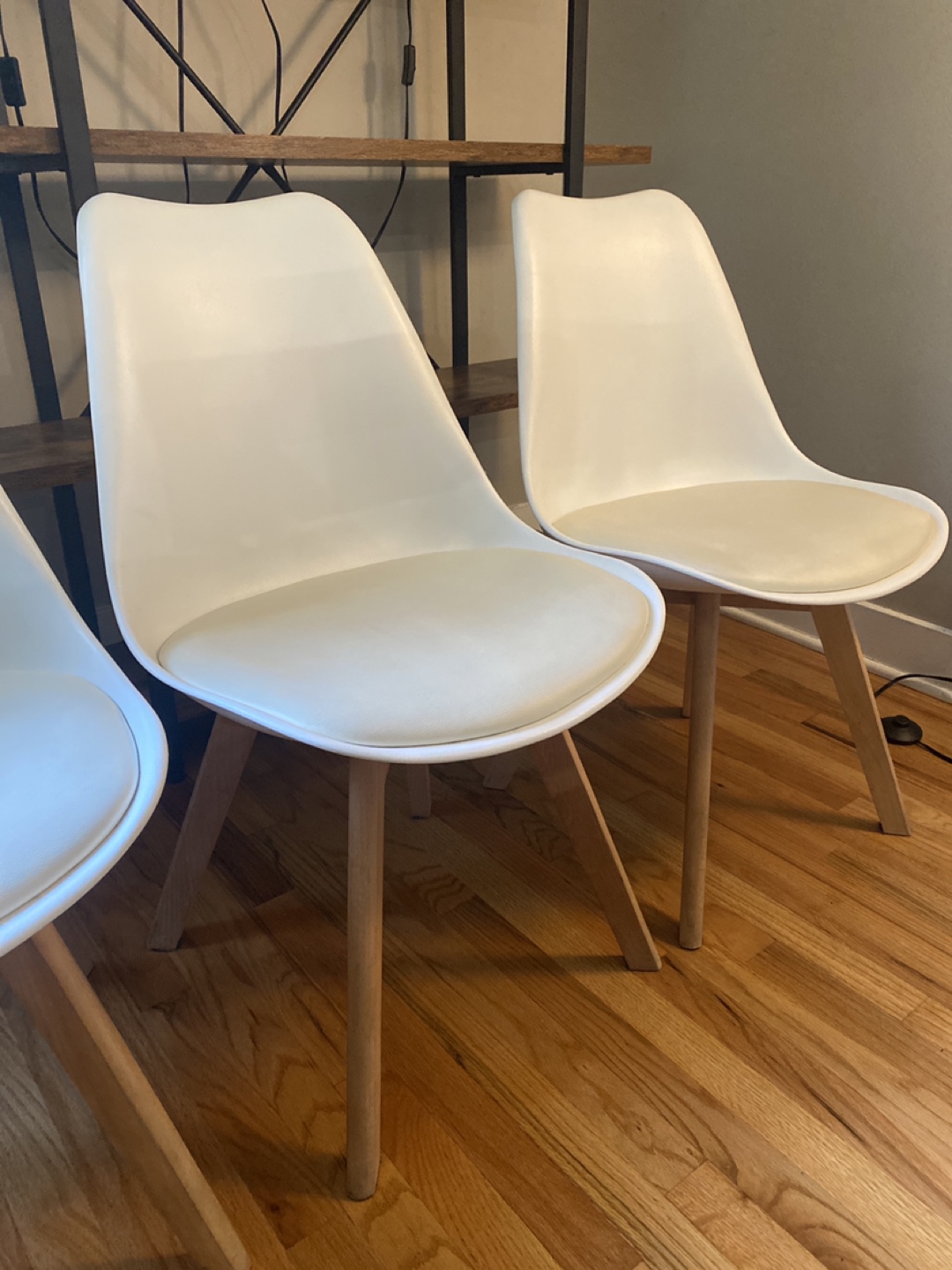 Set of 4 White Dining Chairs with Light Wood Legs