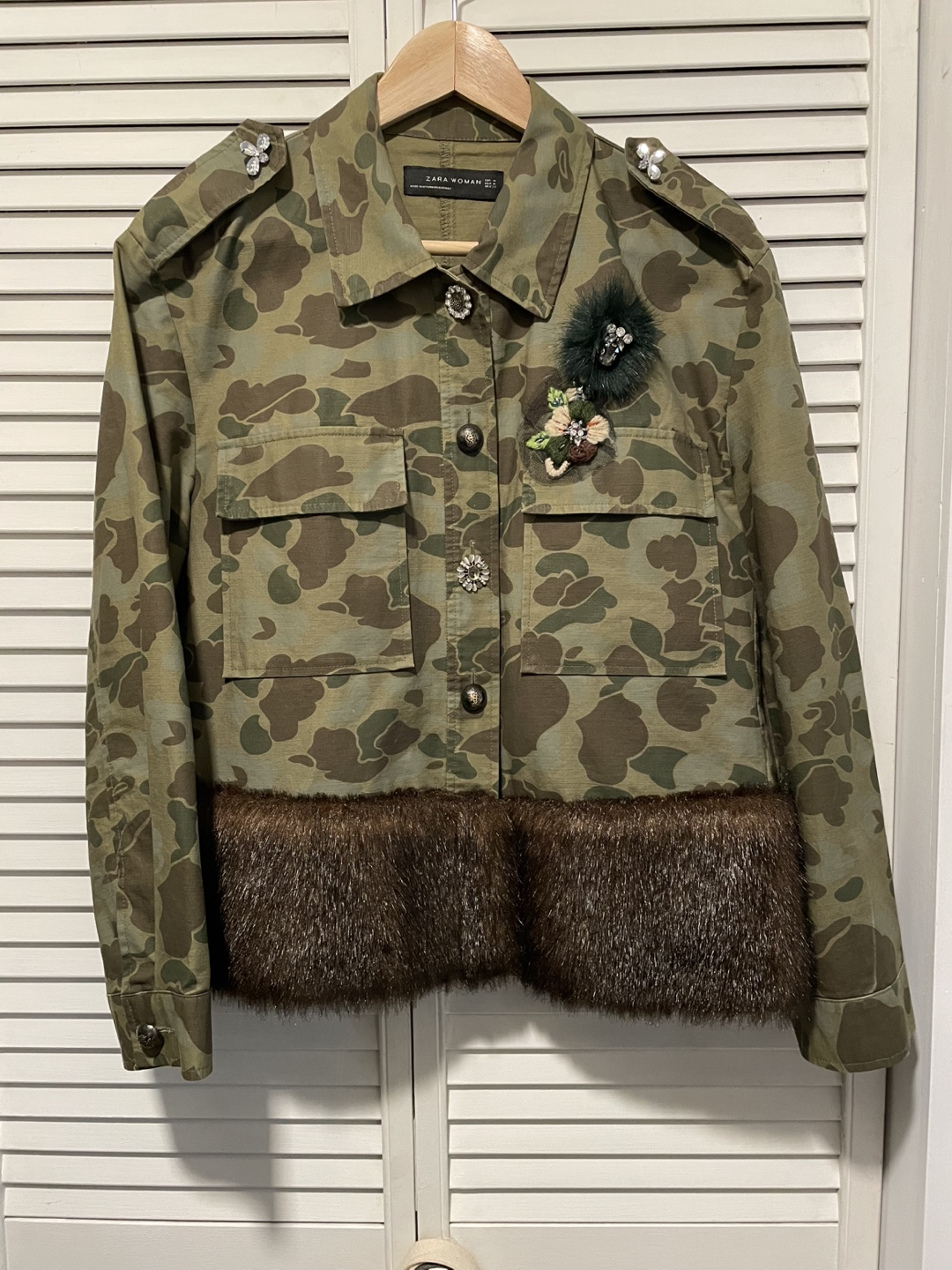 NWT Zara Woman Camo Jacket with  Fur Trim