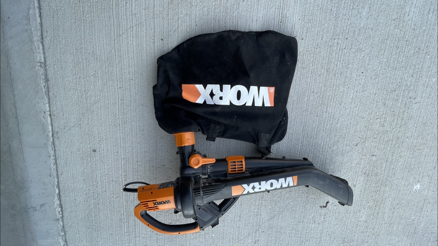 WORX WG580 12 Amp 250 MPH Leaf Blower Vacuum