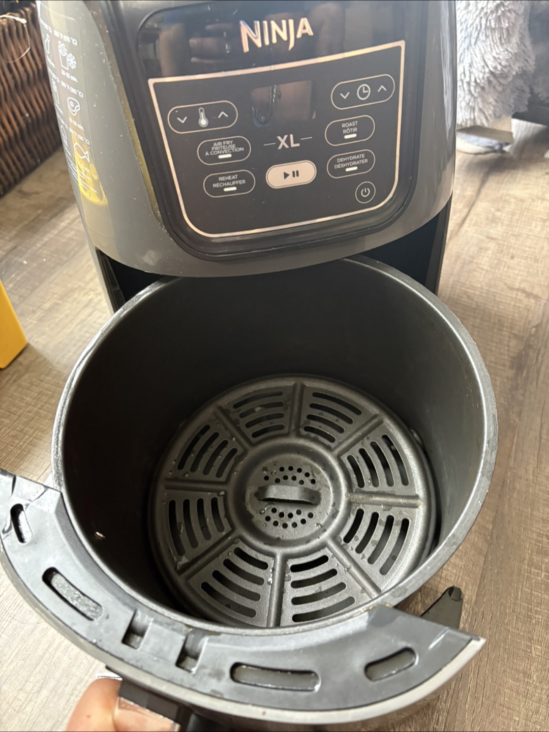 Ninja XL Air Fryer - photo 3